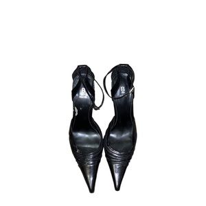 Black pointy toe stilettos heels